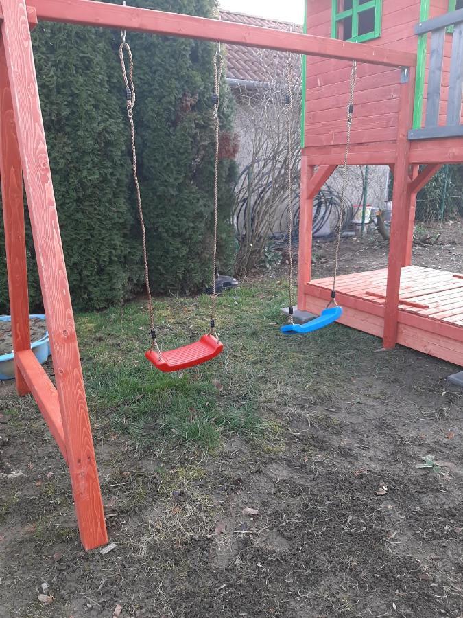Nosztalgia Vendeghaz Hotell Zalaegerszeg Exteriör bild