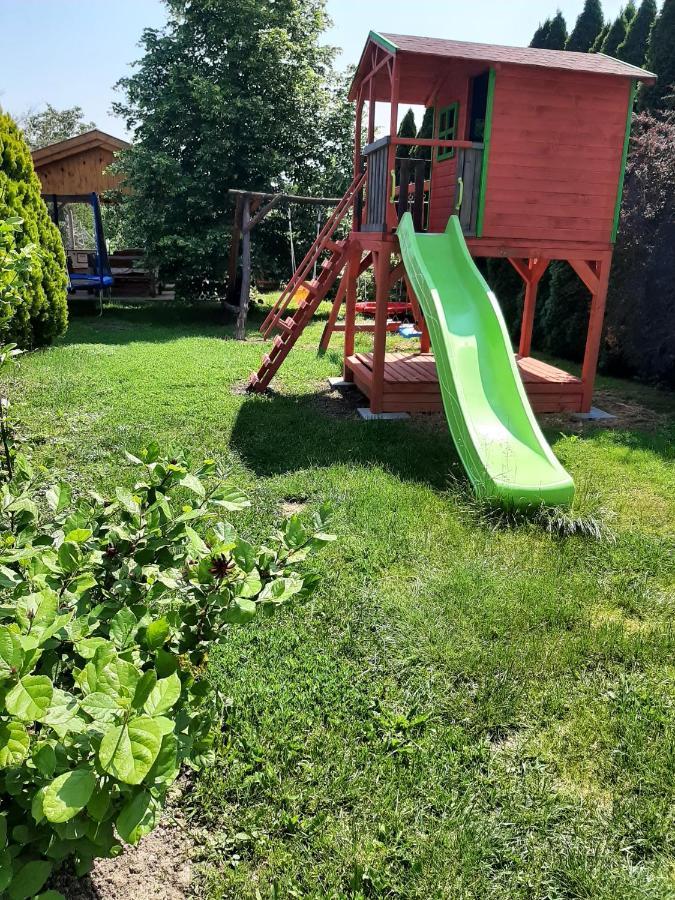 Nosztalgia Vendeghaz Hotell Zalaegerszeg Exteriör bild